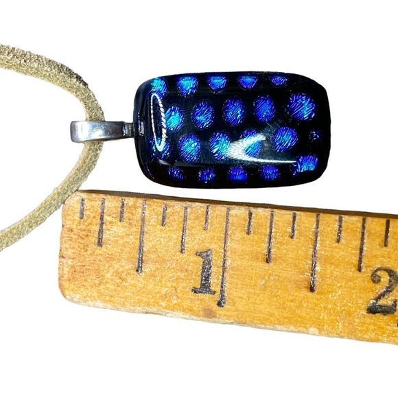 Black with blue check silver bale dichroic pendant on tan suede cord - Picture 5 of 8